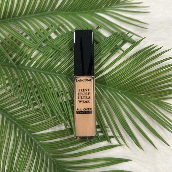 NIB Lancôme Teint Idole Ultra Wear All Over Concealer Shade 415 Bisque W - Picture 1 of 3